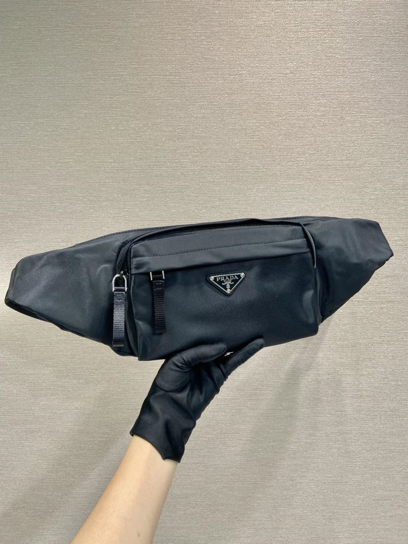 Pra*a waist chest packs